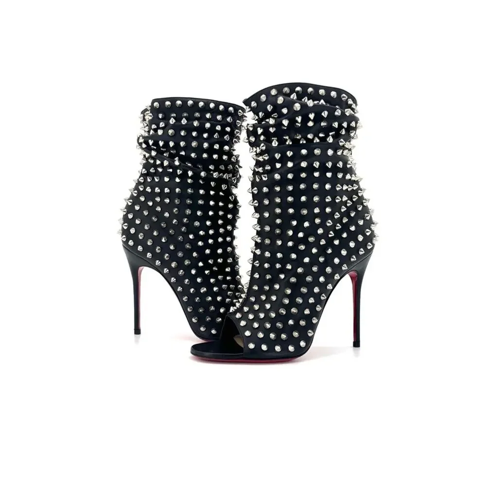 NEW Christian Louboutin Guerilla 100 Silver Spike Leather Peep Toe Booty 37.5